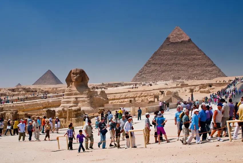 Giza Pyramids and Sphinx Private Tour